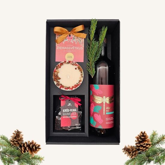 Ziemassvētku dāvanu komplekts "Ziemas ķirsis"